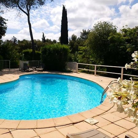 Le Relais Des Lavandins Le Muy Εξωτερικό φωτογραφία