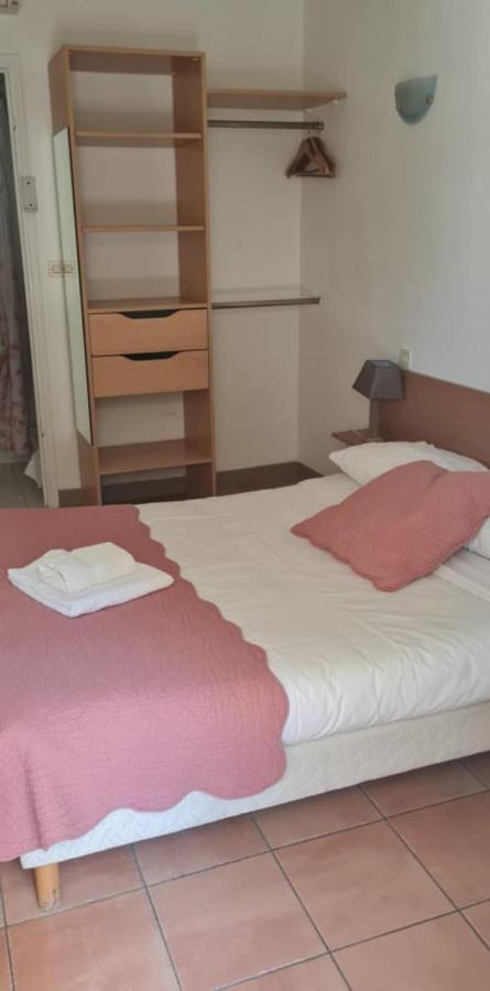 Le Relais Des Lavandins Le Muy Εξωτερικό φωτογραφία